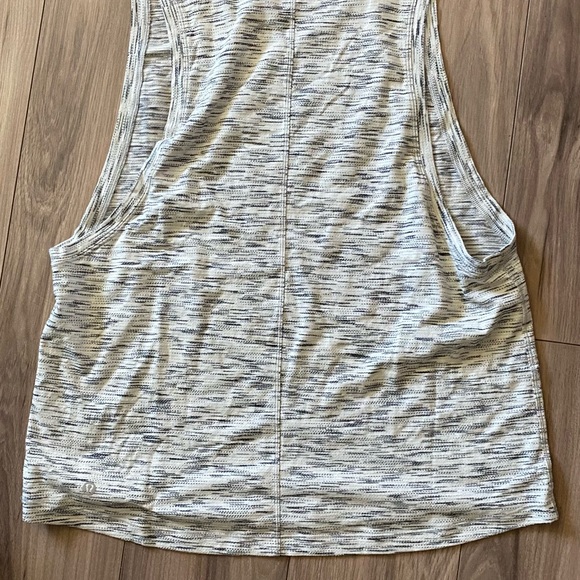 Lululemon Workout Tank - Picture 2 of 3